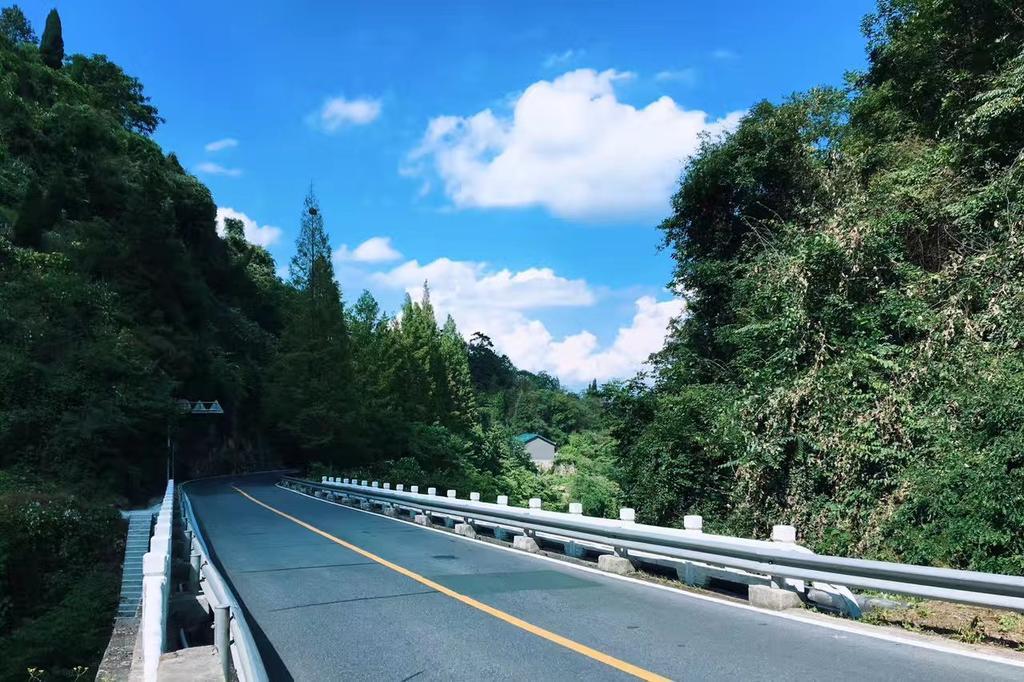 Shiyan  Wudangshan Tianle Hotel מראה חיצוני תמונה